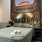 Paco's 5*